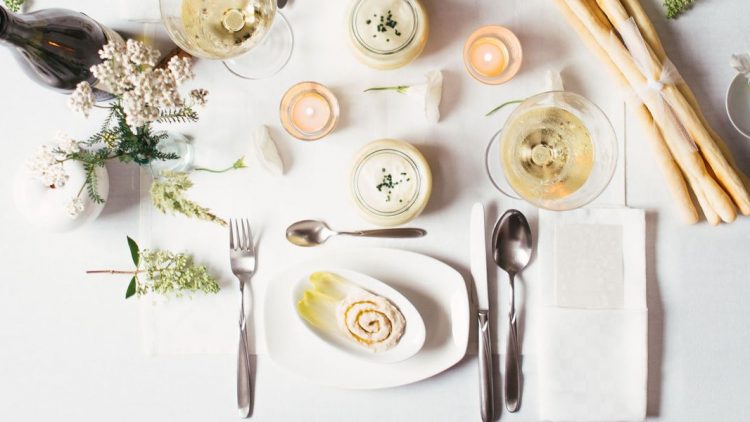 The Art of Table Setting: Enhancing Your Dining Experience
